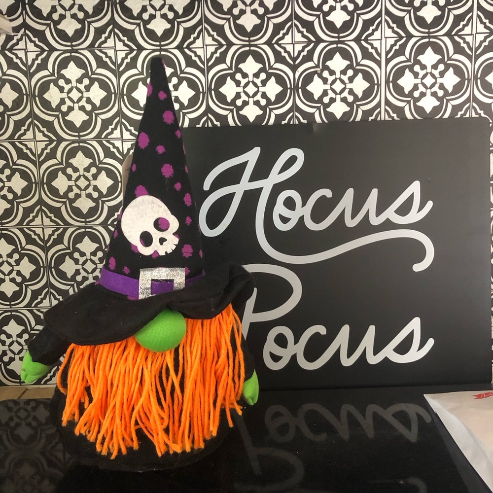 Halloween Gnome- NWT - Hanna’s Handiworks